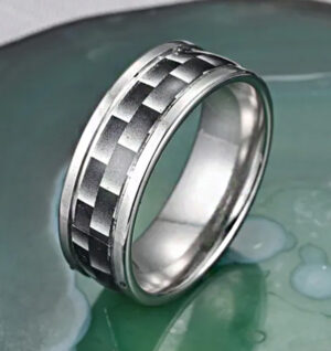 Oceľový prsteň 