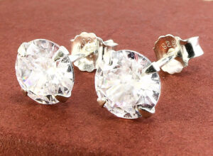 Strieborné náušnice