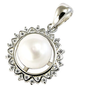 Strieborný prívesok